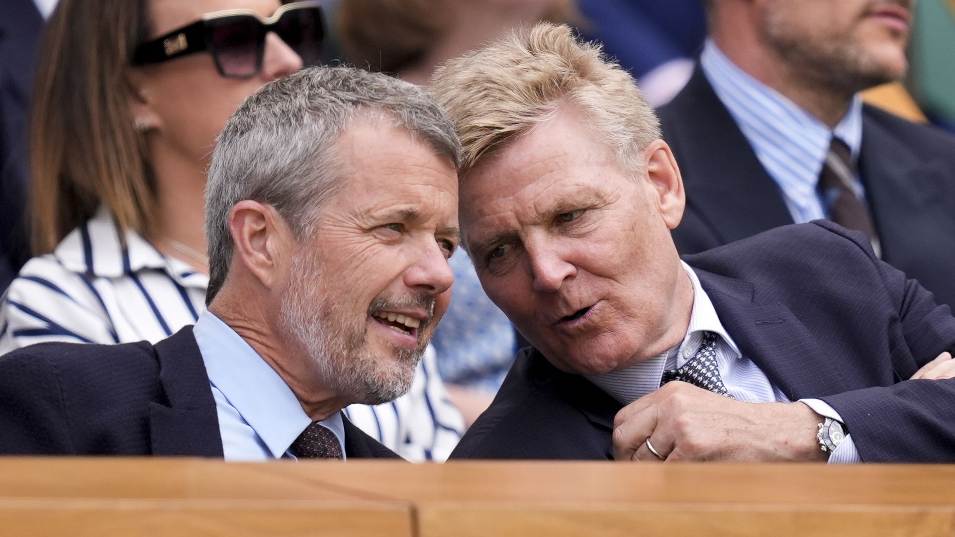 El rey Federico junto al padrino de su hija en Wimbledon