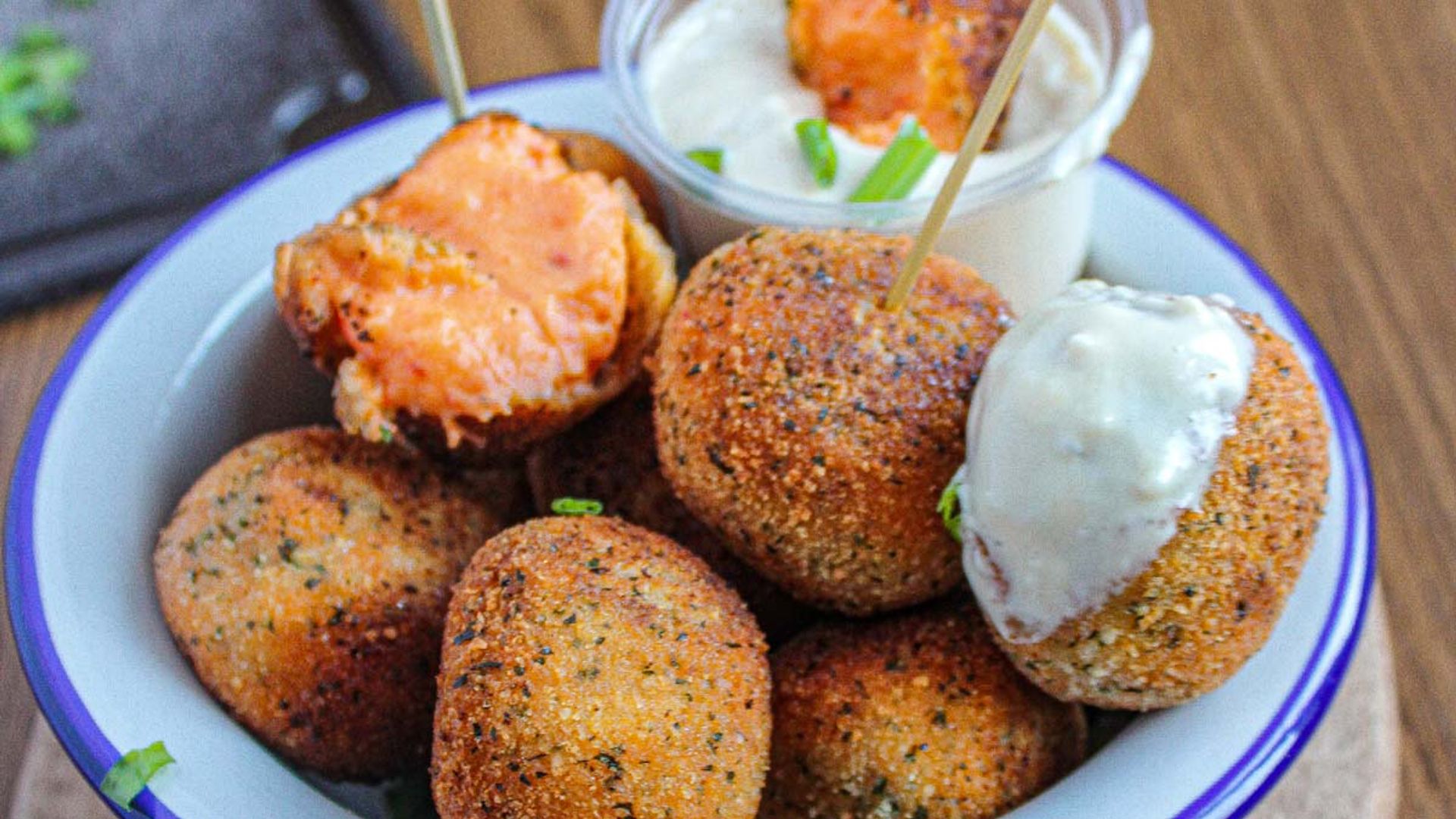 Croquetas de pimientos del piquillo