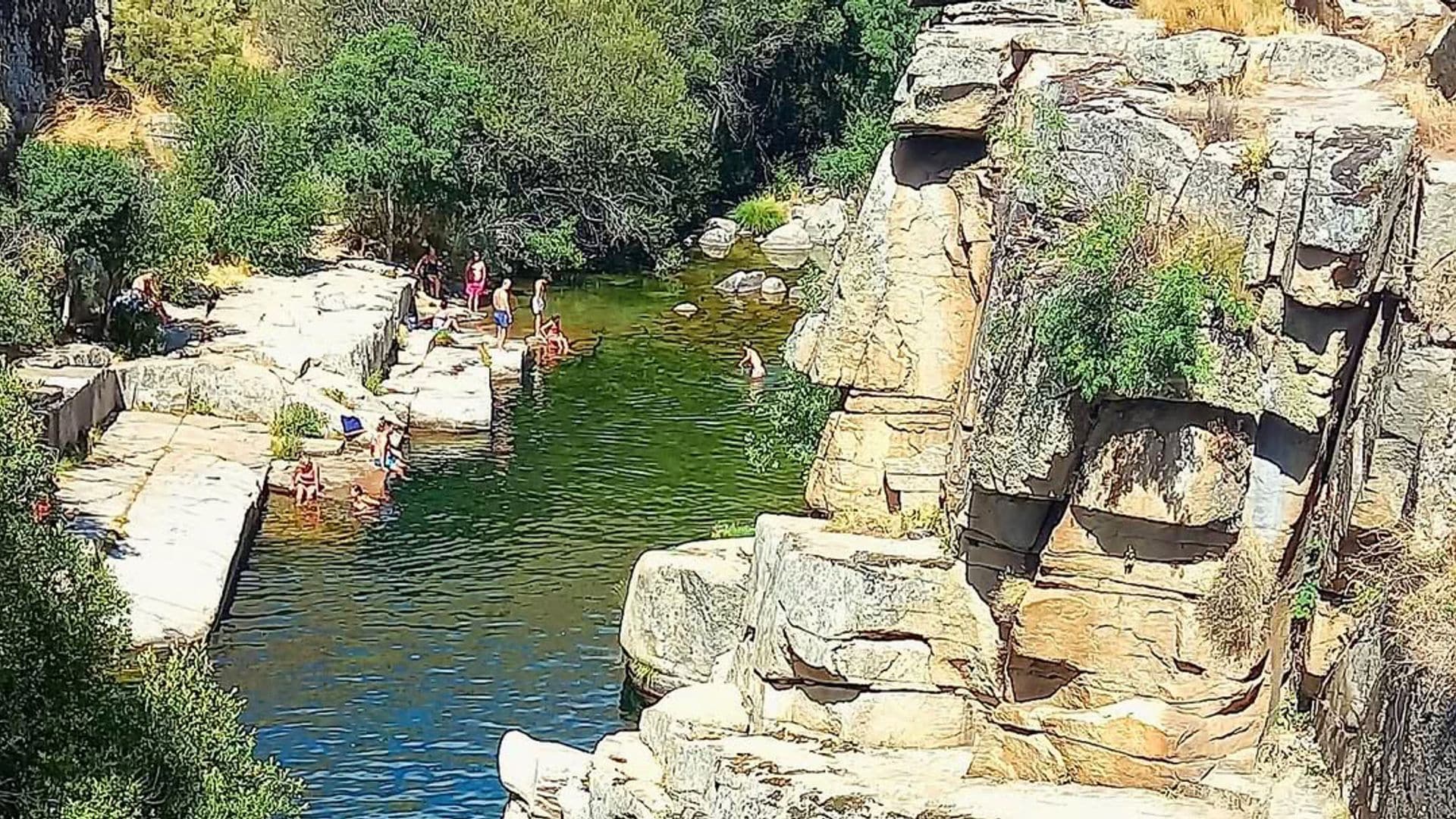 Las mejores piscinas naturales de Ávila para refrescarte este verano: aguas limpias y naturaleza salvaje