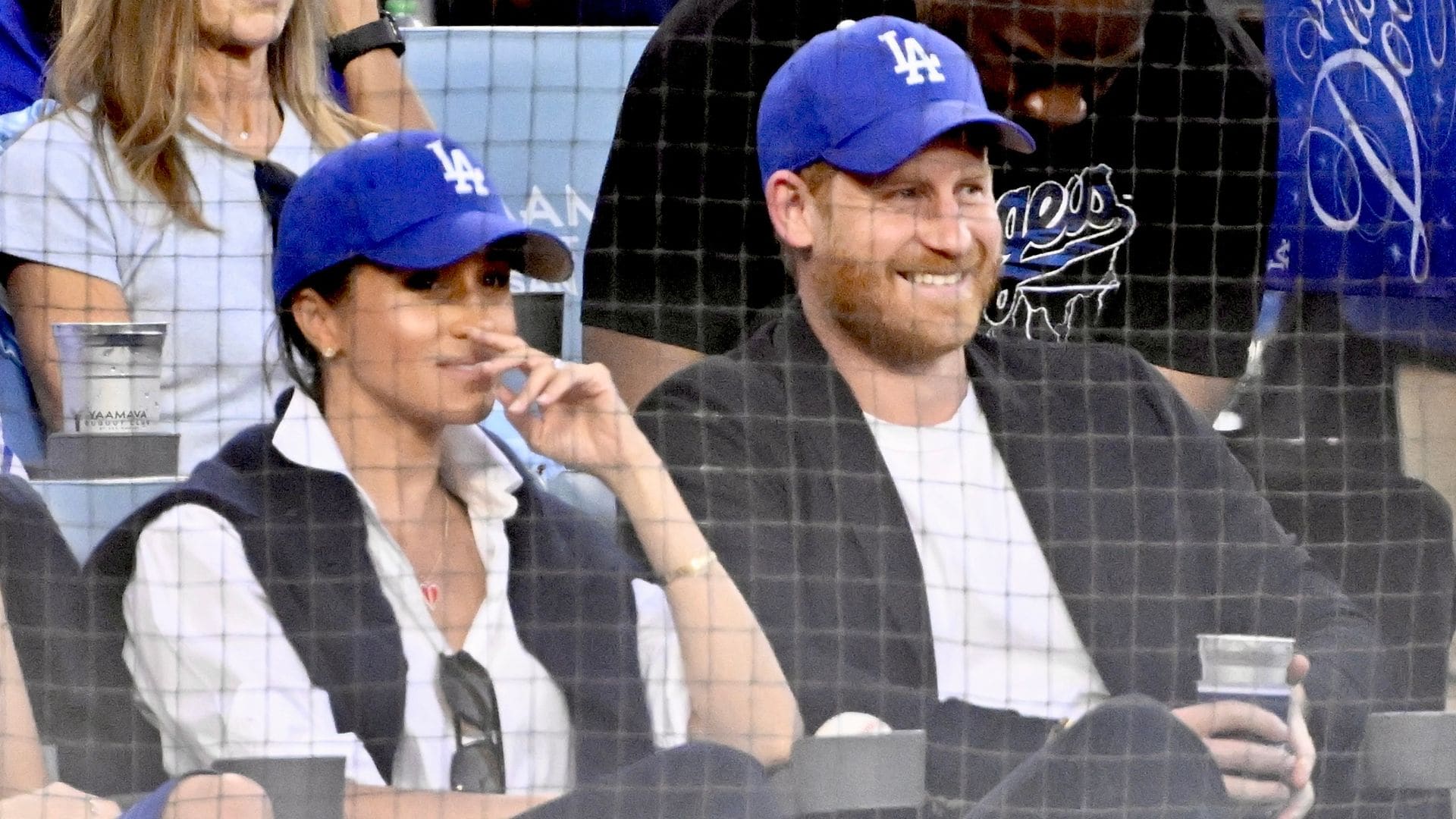 Meghan Markle muestra cómo fue su "noche de cita" con Harry en el béisbol entre perritos calientes y gritos espontáneos