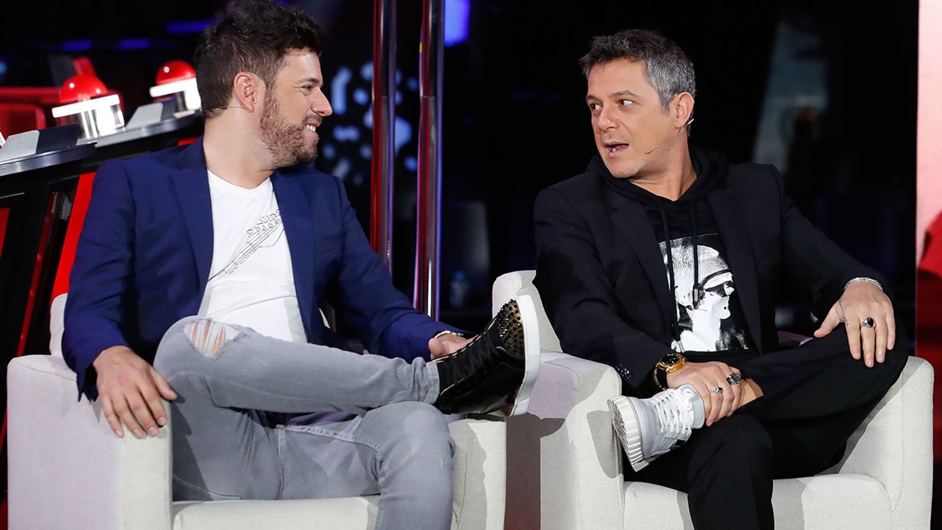 La divertida imitación de Pablo López al 'entrenamiento sexy' de Alejandro Sanz y Rachel Valdés