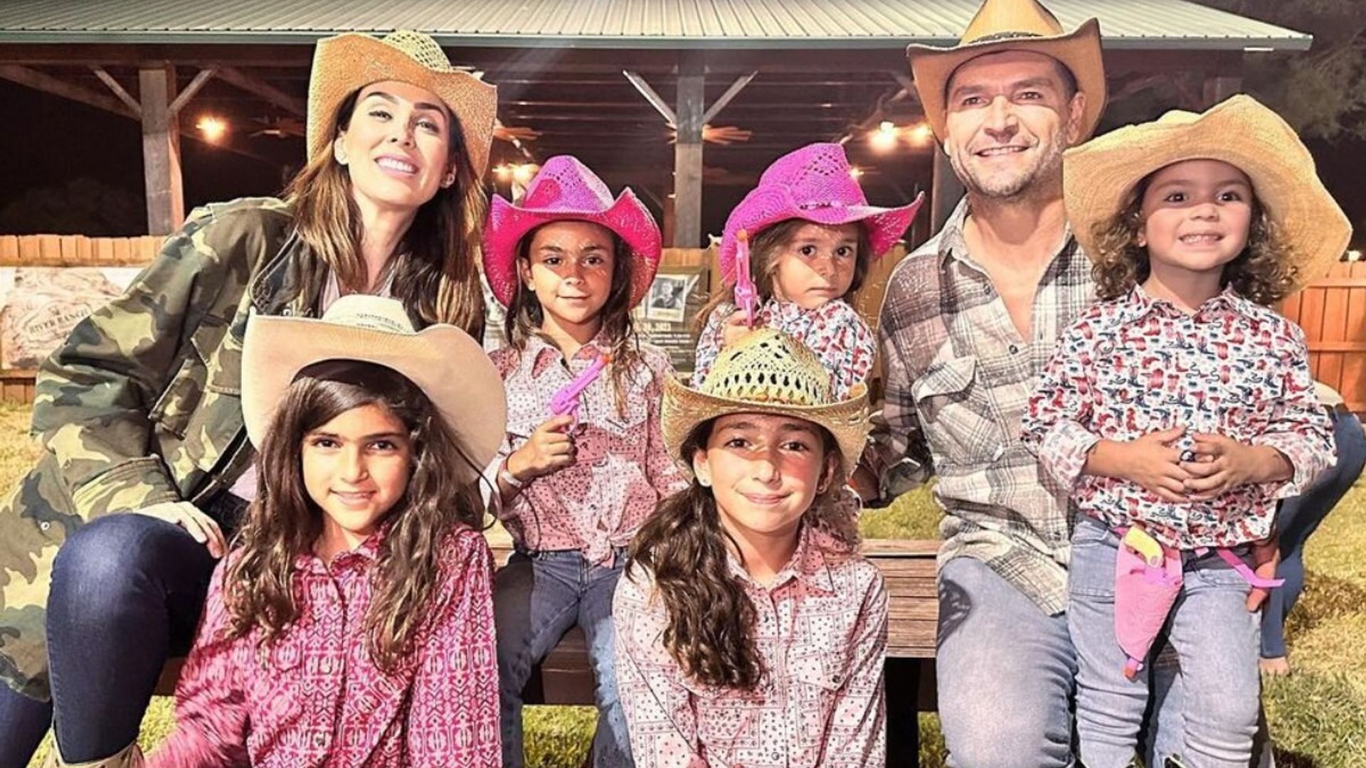 La aventura glamping de Jacky Bracamontes y Martín Fuentes junto a sus cinco hijas