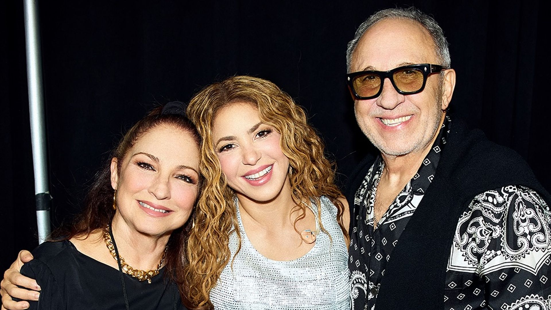 Shakira Deslumbra en Miami: Un Tributo a la Música Latina con Emilio Estefan, Gloria Estefan y Manuel Turizo