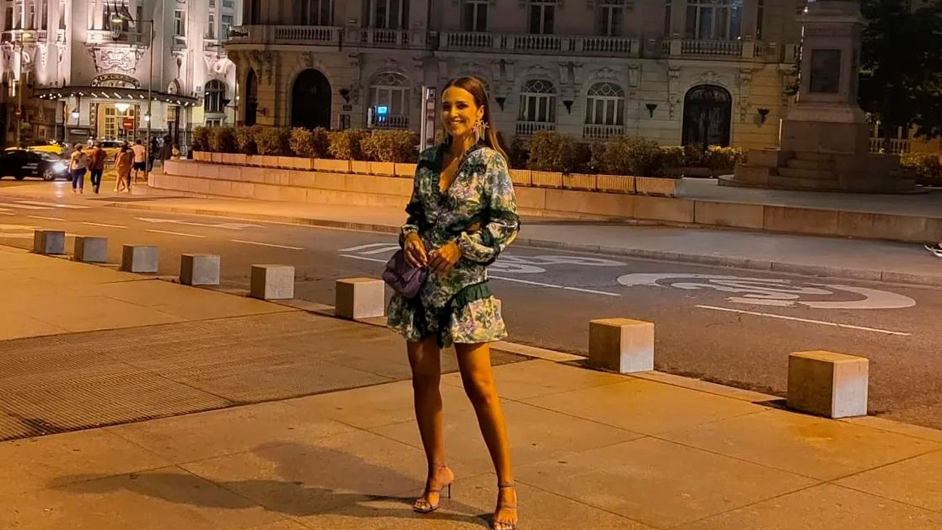 El look primaveral que más estiliza es totalmente español y lo ha llevado Paula Echevarría