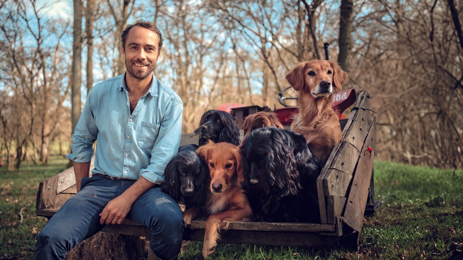JAMES MIDDLETON HERMANO DE LA PRINCESA DE GALES, NOS RECIBE EN SU casa de campo DE BERKSHIRE: "A MENUDO, LOS PERROS NOS ACABAN SALVANDO"