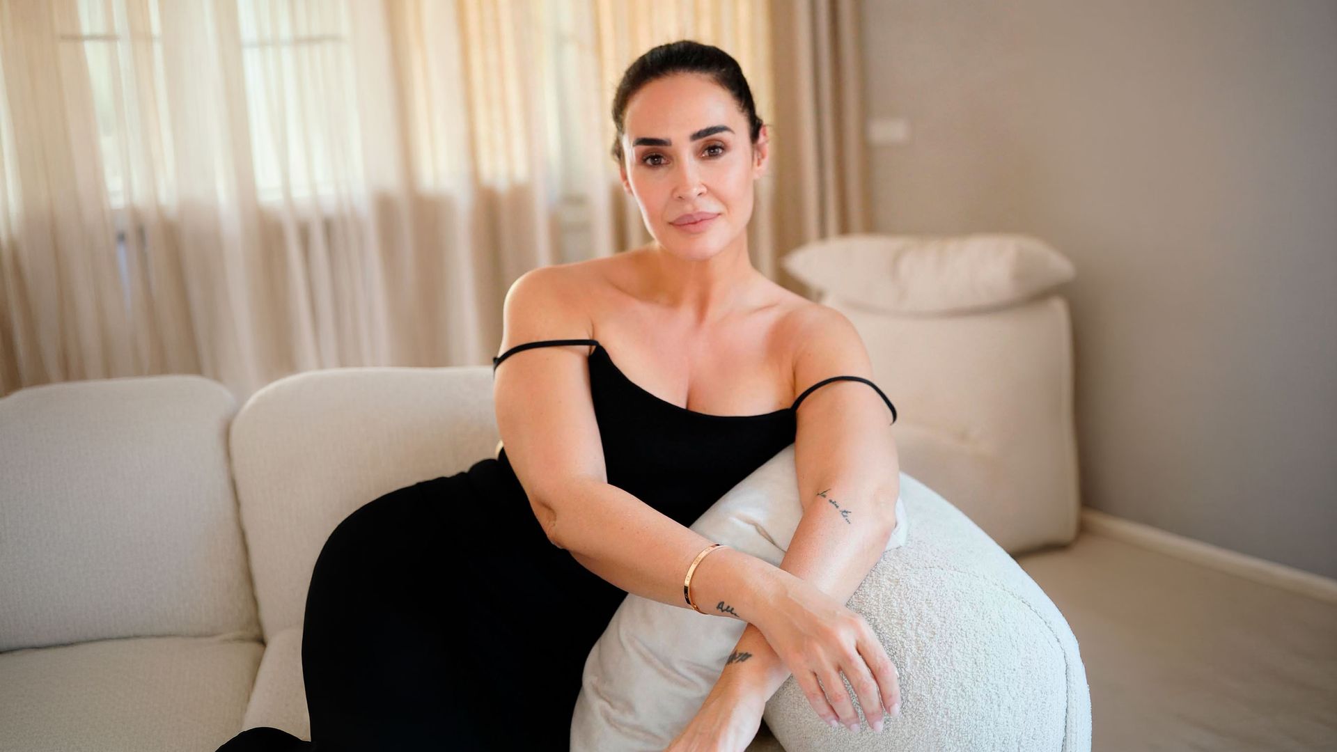 Vicky Martín Berrcoal revela los trucos de su maquilladora