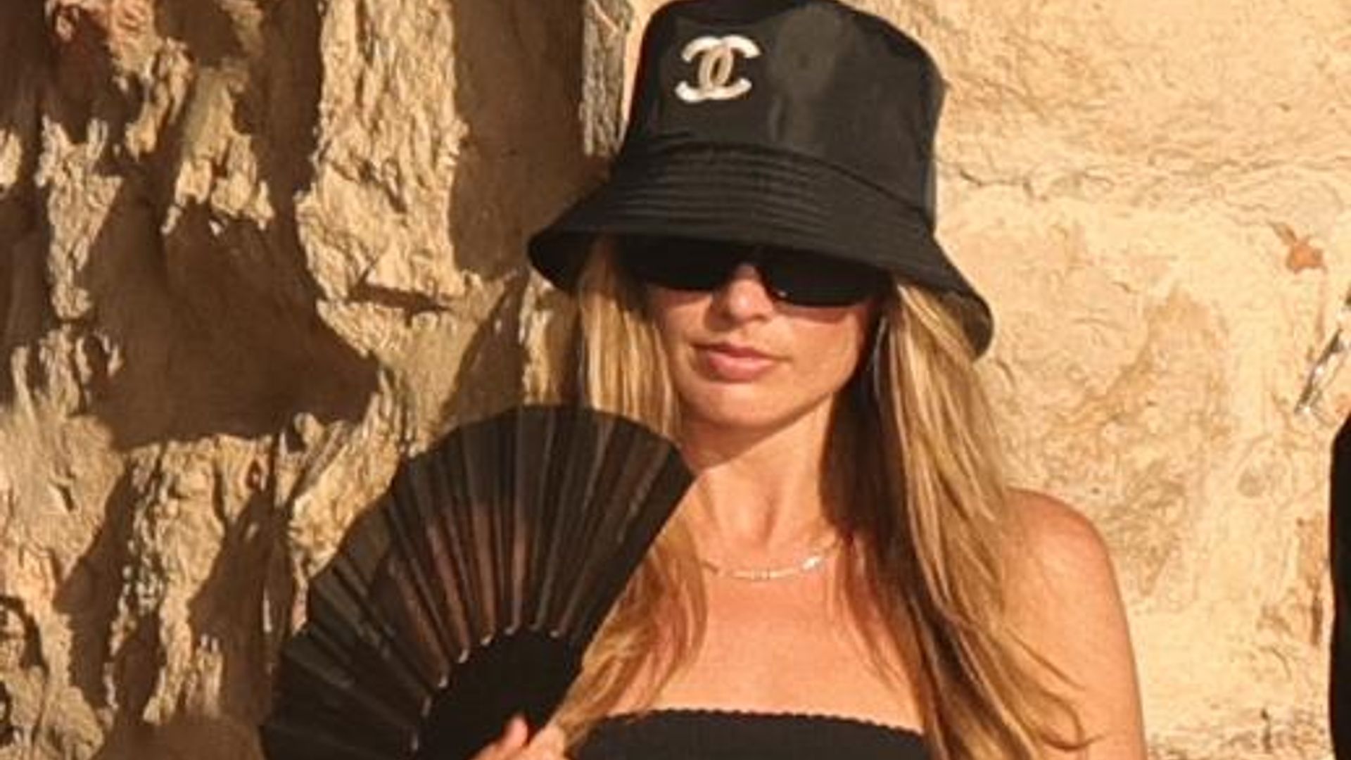 ¡Barbie al agua! Las divertidas vacaciones de Margot Robbie y su marido en Formentera