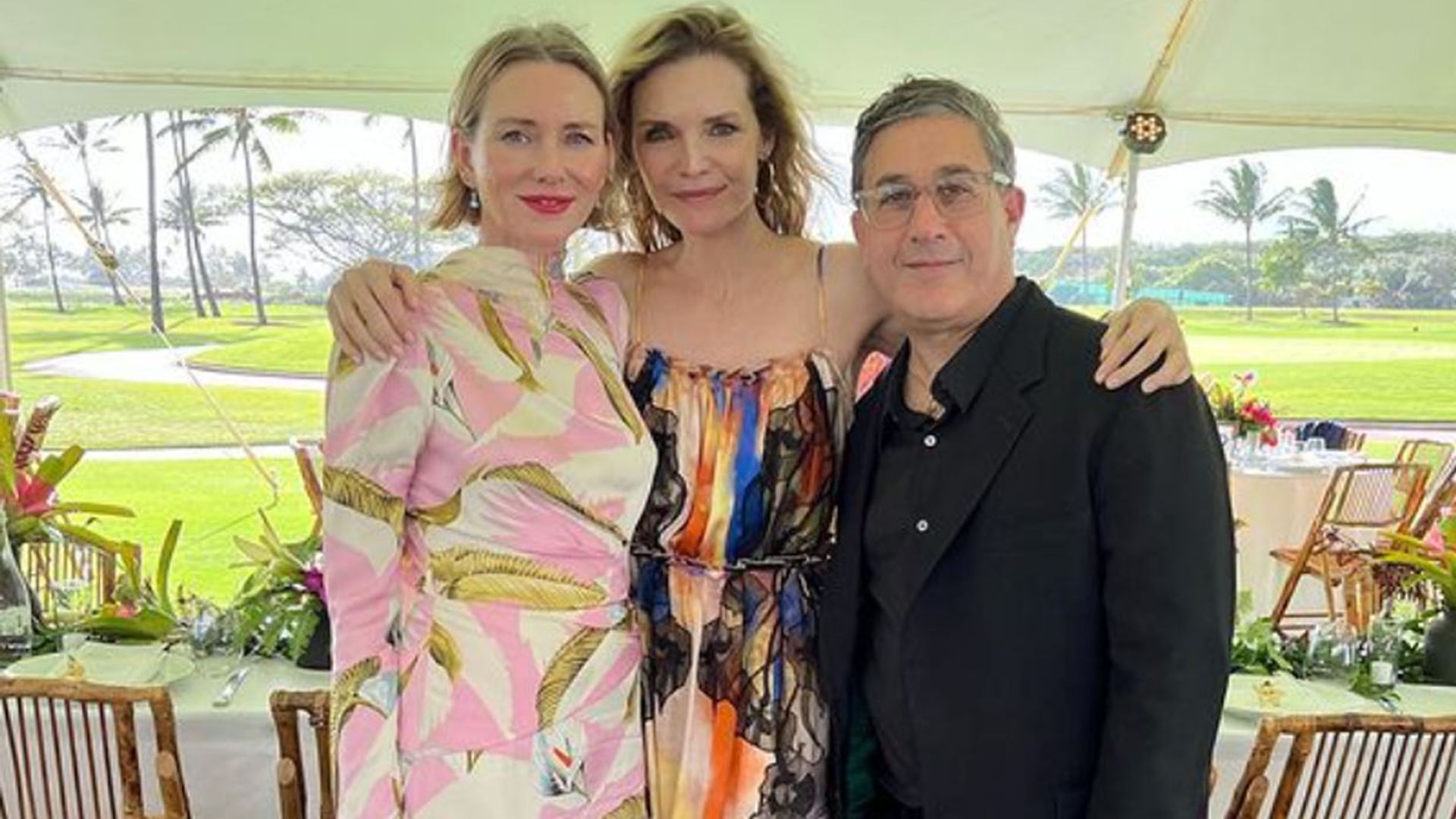 De Naomi Watts a Michelle Pfeiffer: las estrellas de Hollywood se reúnen en una boda en Hawái