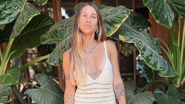 Fallece la influencer Javiera Ortiz a los 34 años mientras surfeaba