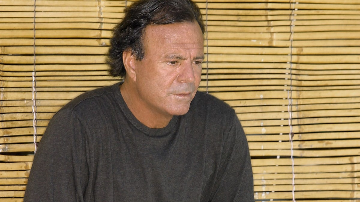 Desmentido urgente de Julio Iglesias sobre su estado de salud: "Está perfectamente"