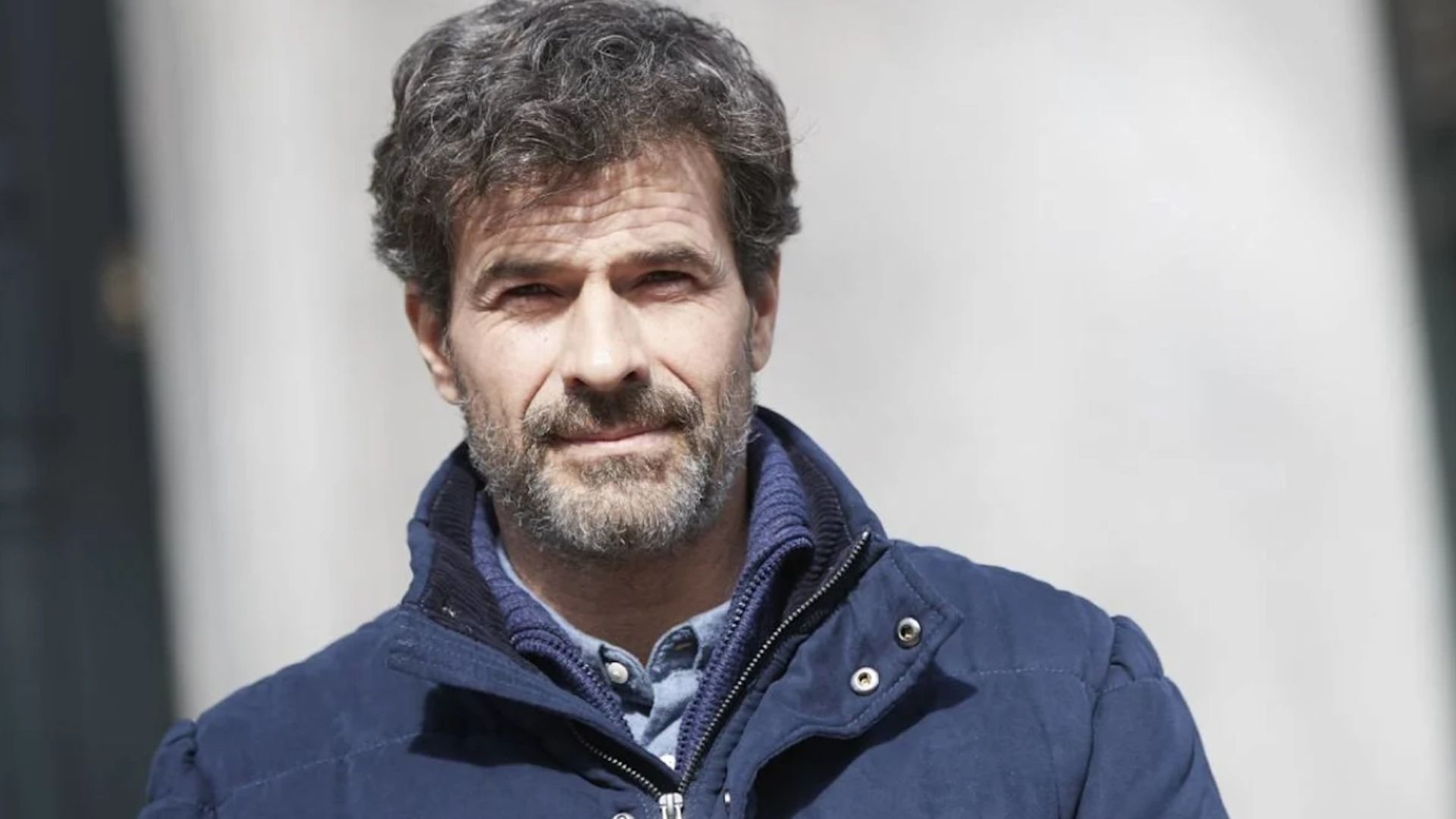 Rodolfo Sancho cumple 49 años en uno de los momentos más complicados de su vida
