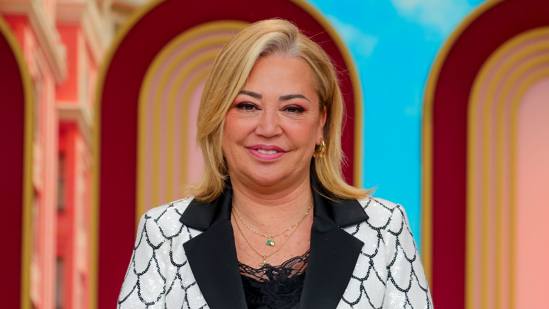 Belén Esteban carga contra Jesulín de Ubrique en plena polémica con su hija: "Yo no quiero una guerra con Julia, con el que tengo la guerra es con su padre"