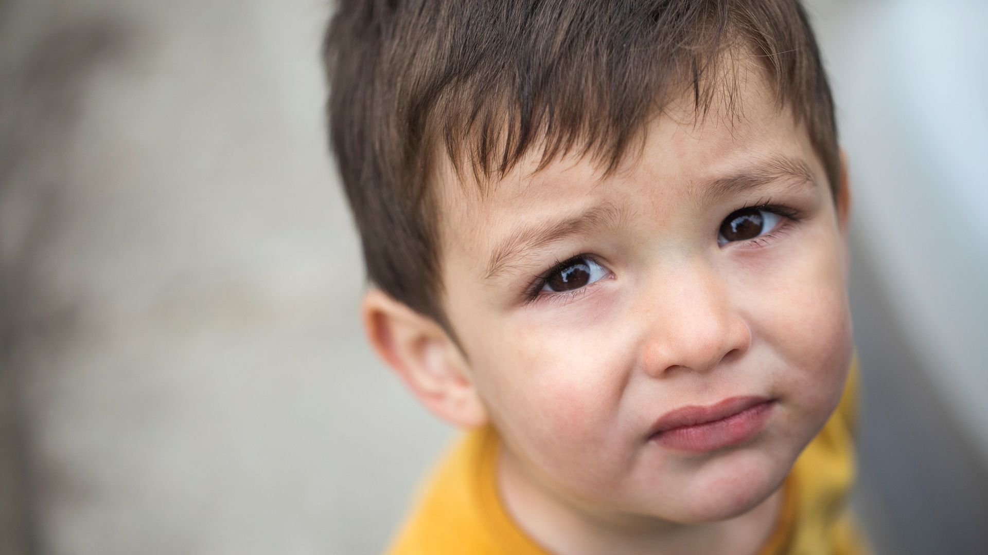 Niño triste