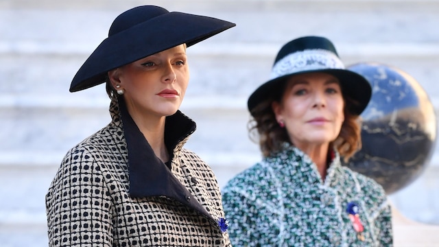 Carolina y Charlene de Monaco con el Papa Francisco