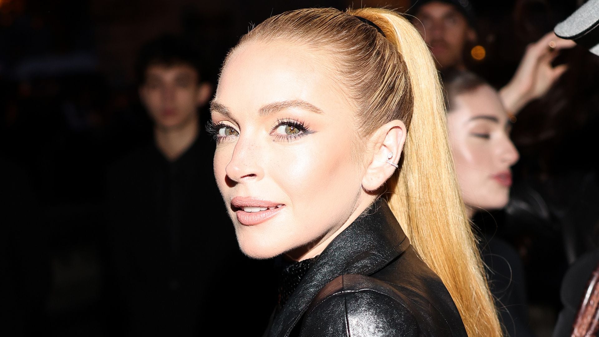 Lindsay Lohan en el desfile de Balenciaga en 2024