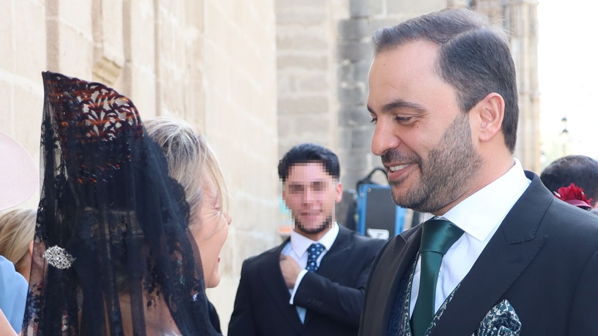 Antonio Tejado y su madre en la boda de su hermano