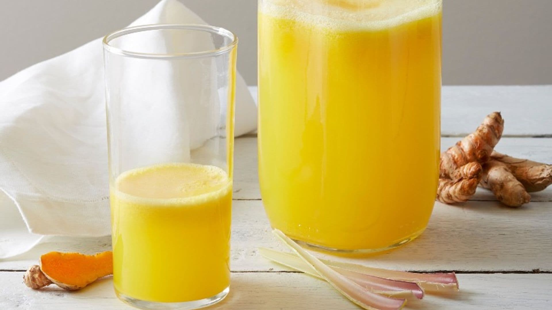 Limonada de cúrcuma
