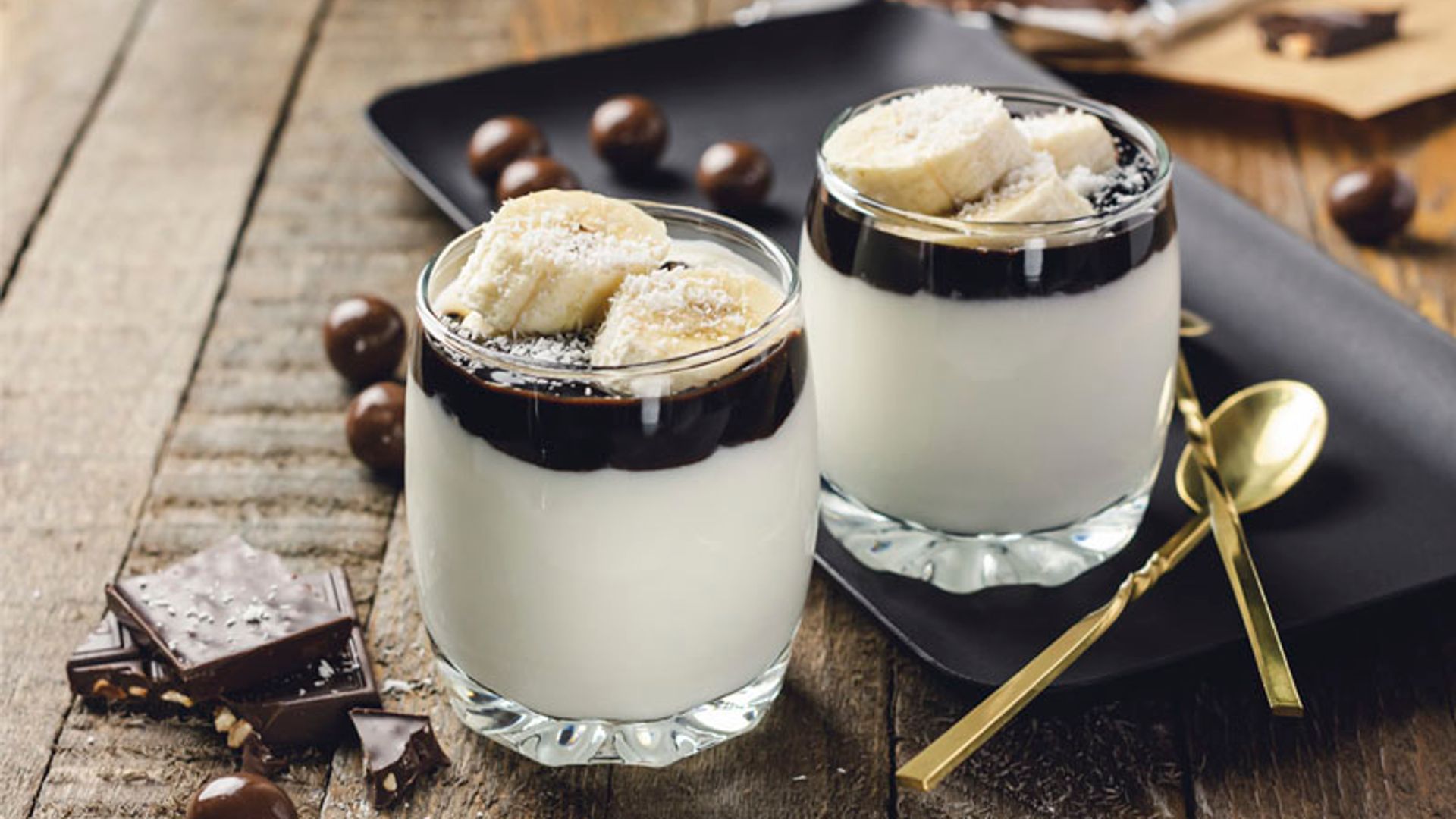 'Mousse' de chocolate blanco y plátano
