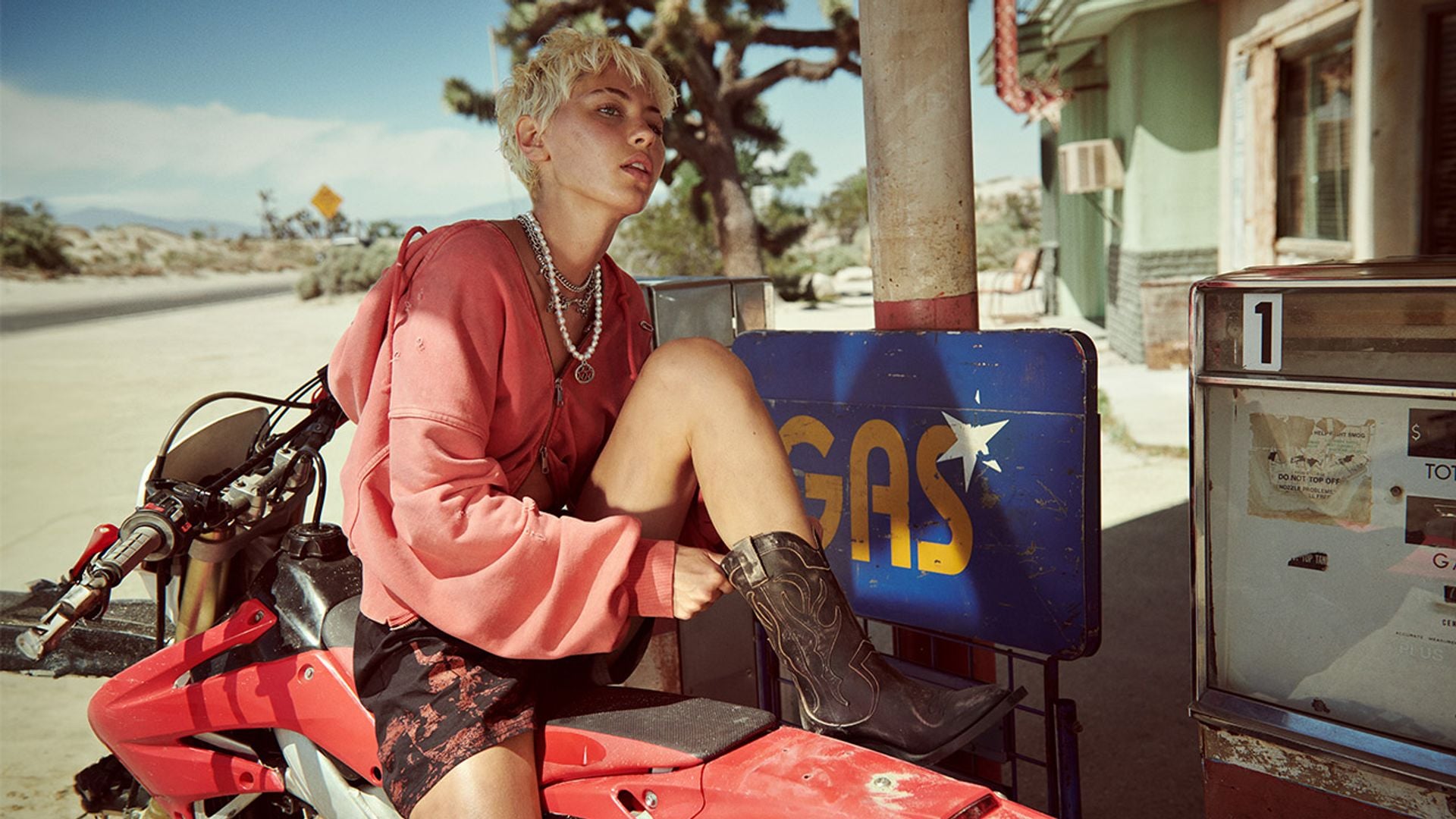 Zara lanza una exclusiva colaboración con la firma española de joyas unisex que conquistó a Dua Lipa y Justin Bieber