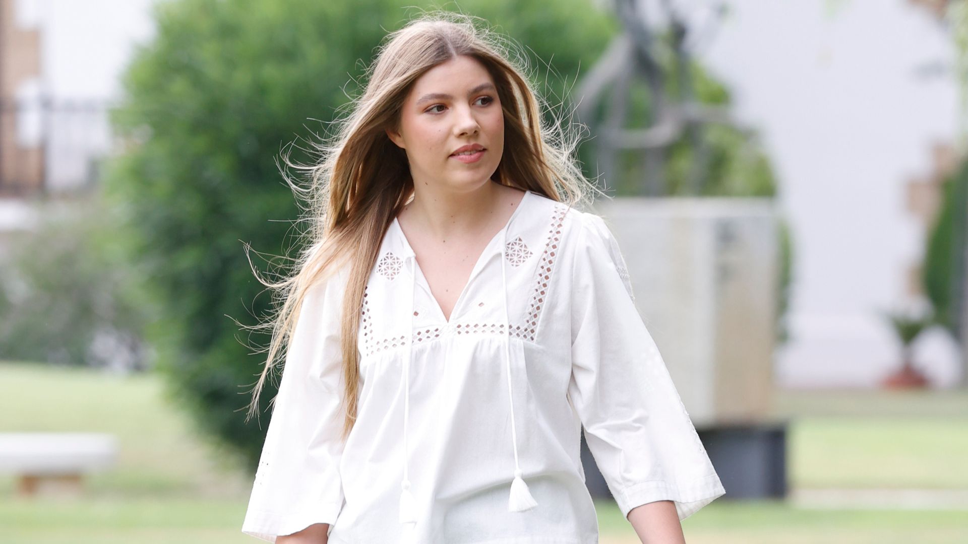 La infanta Sofía adelanta por sorpresa su llegada a Zaragoza para su gran día