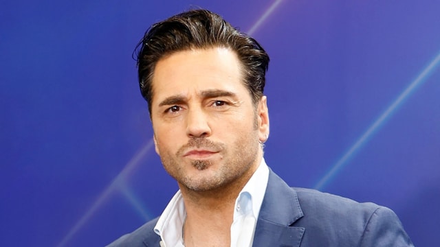 Primer plano de David Bustamante en un evento