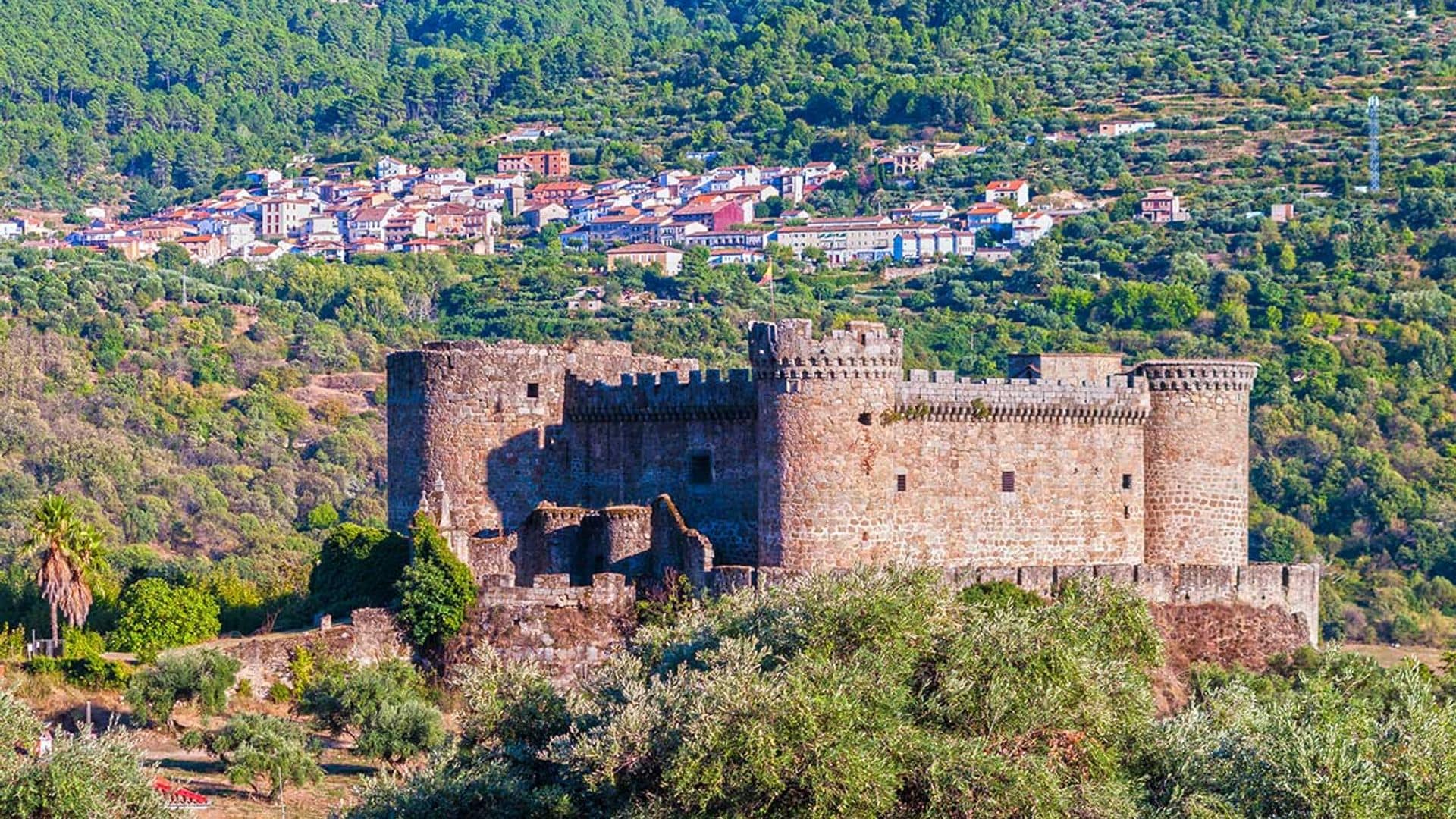 Pueblos de sabor serrano a la sombra de Gredos