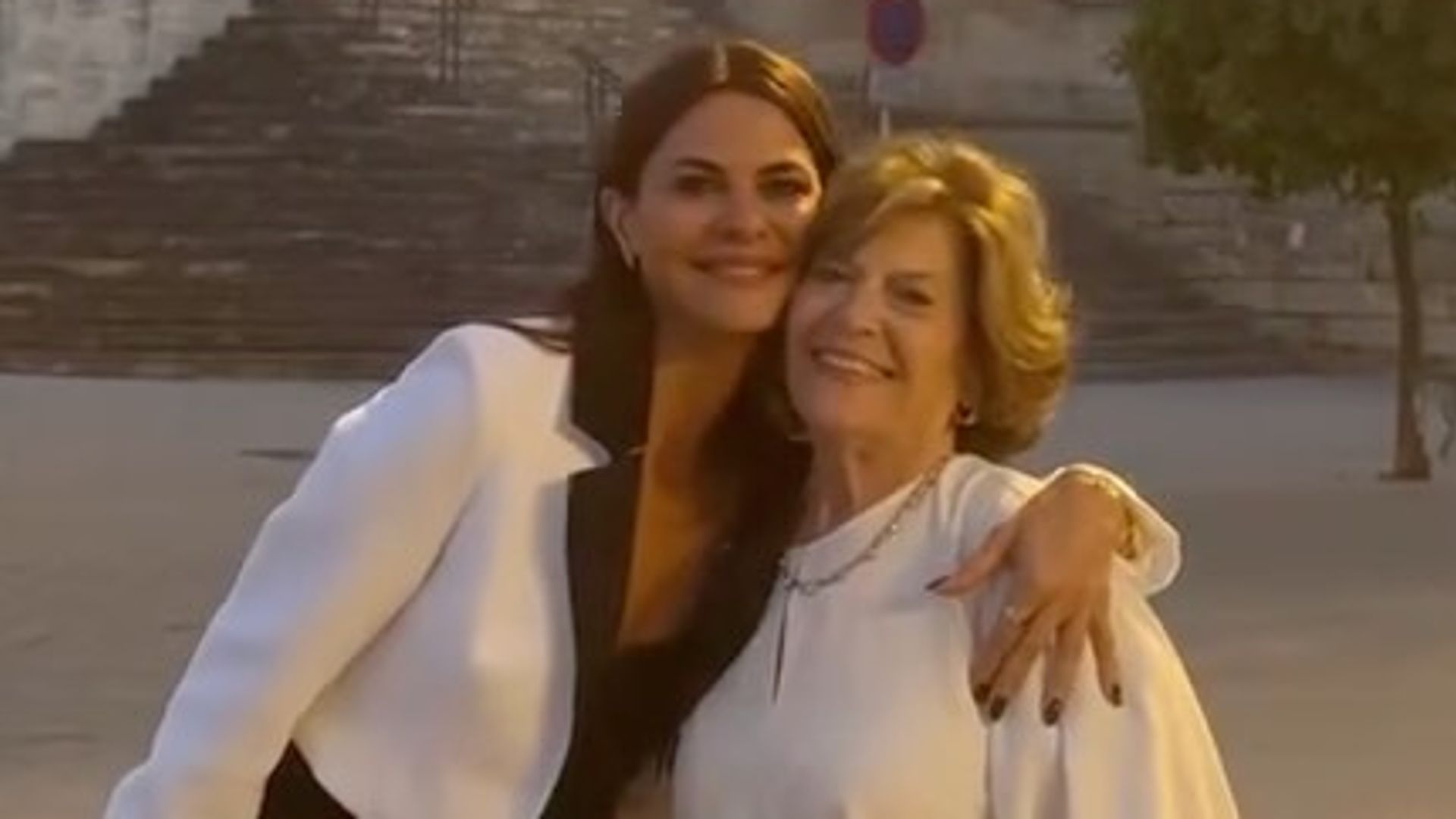 María José Suárez hace realidad el sueño de su madre en la Feria de Jerez y Eva González reacciona con un emotivo mensaje