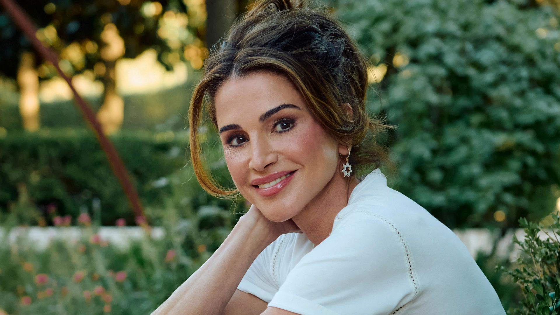 A new portrait of Queen Rania of Jordan made available by the Hashemite Court on the occasion of the QueenÄôs 56th birthday, on August 31st, 2026, in Amman, Jordan