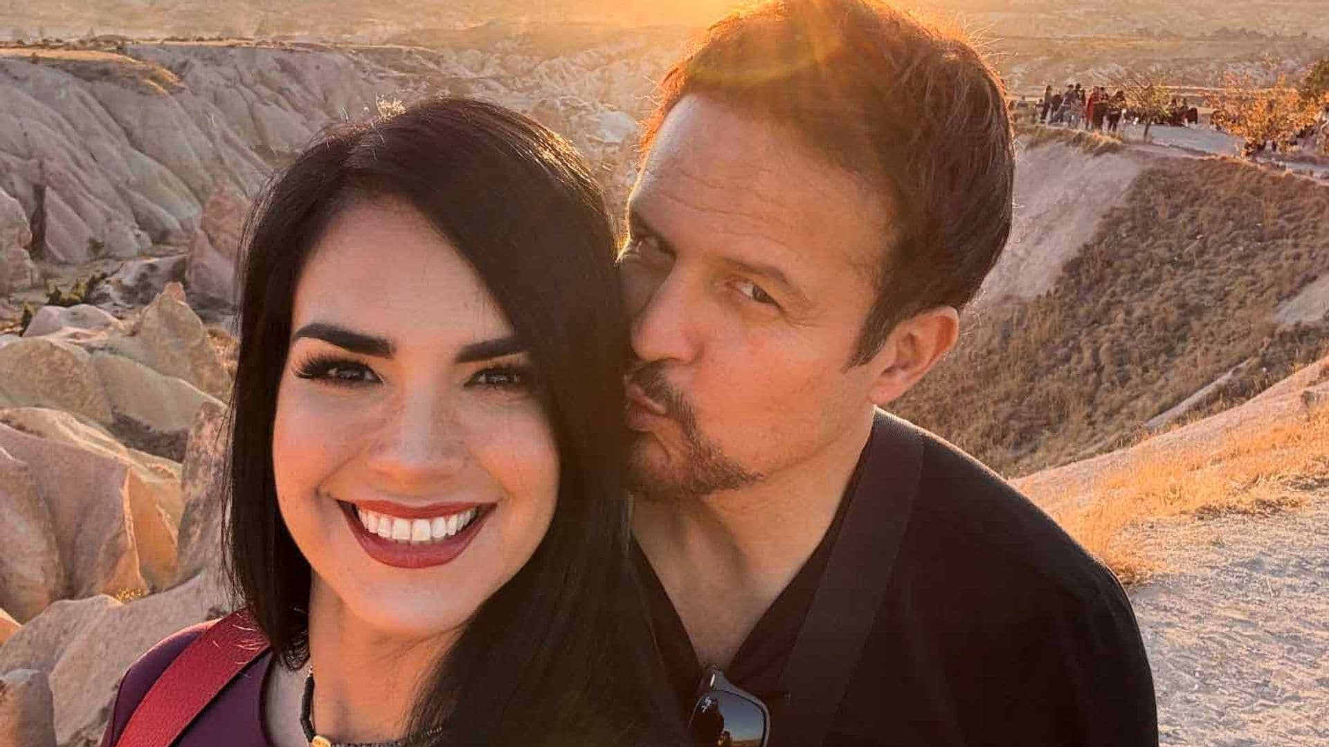 Scarlet Ortiz y Yul Bürkle se comprometen luego de 26 años de relación