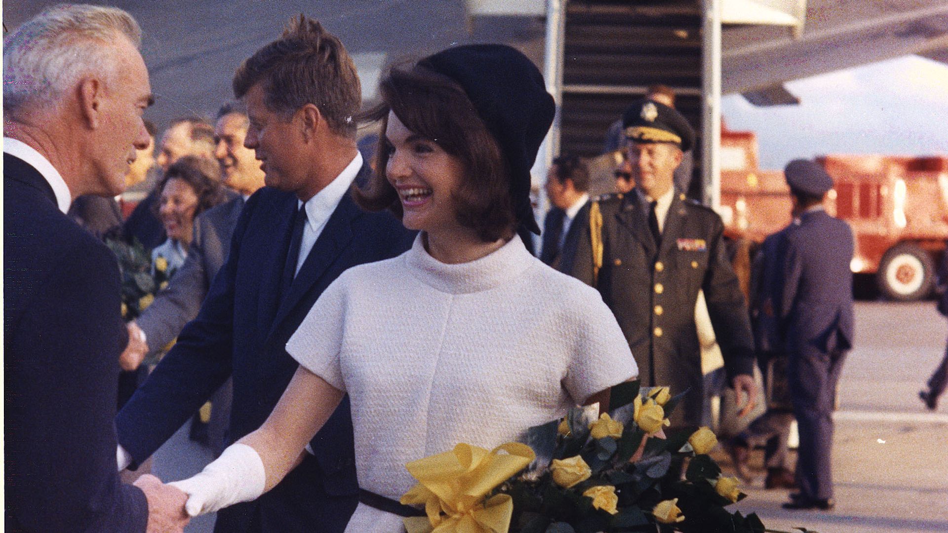 El 'efecto Jackie': la realeza mantiene vivo el 'tweed' como uniforme de poder