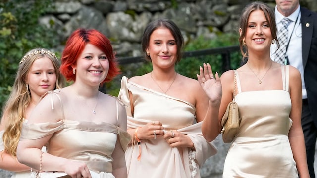 Las hijas de Marta Luisa de Noruega, Maud Angelica Behn, Emma Tallulah Behn y Leah Isadora Behn desempeñaron un importante papel en la boda de su mamá
