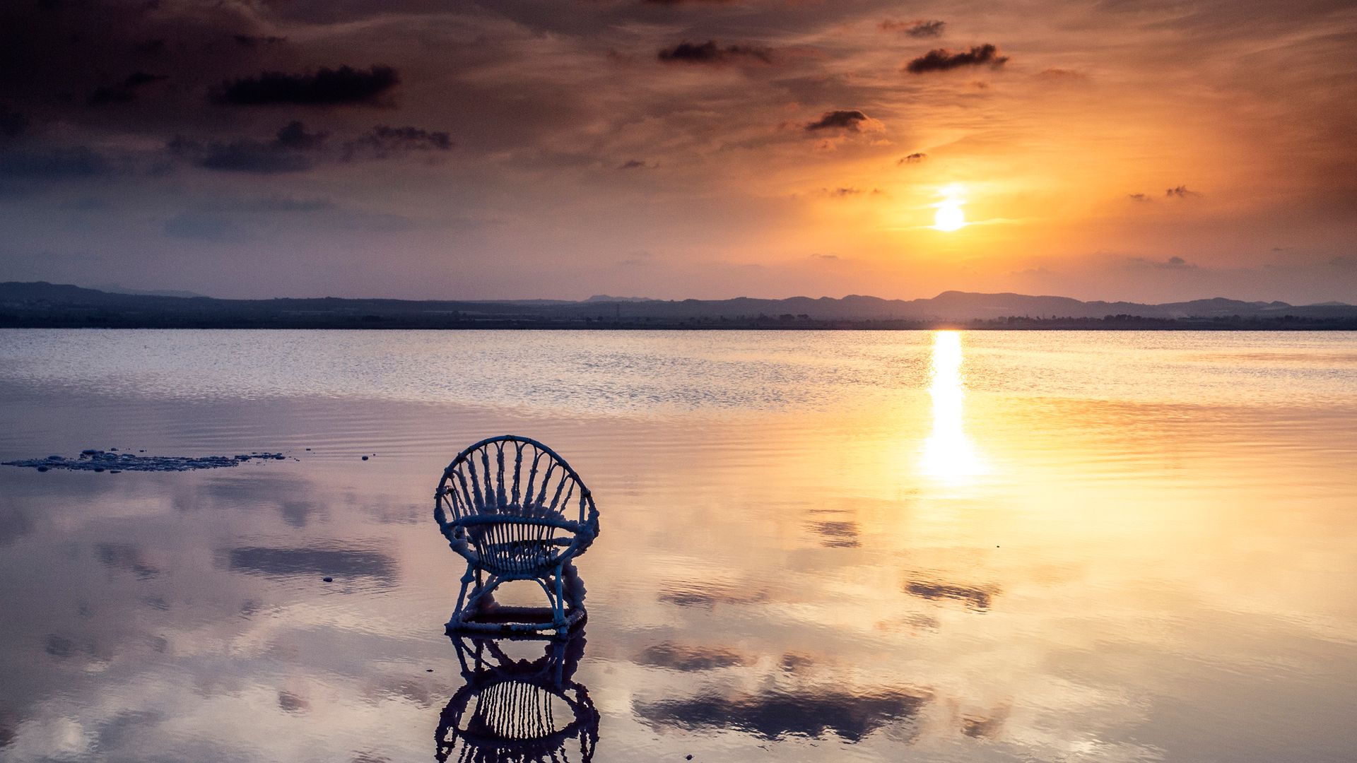 La advertencia de AEMET para el fin de semana: tormentas fuertes, calor anómalo y un descenso notable de temperaturas