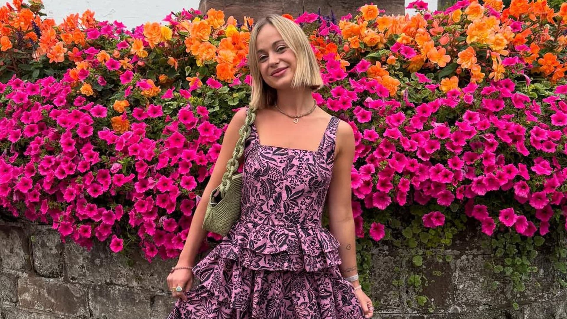 Amelia Windsor con vestido de Laganini