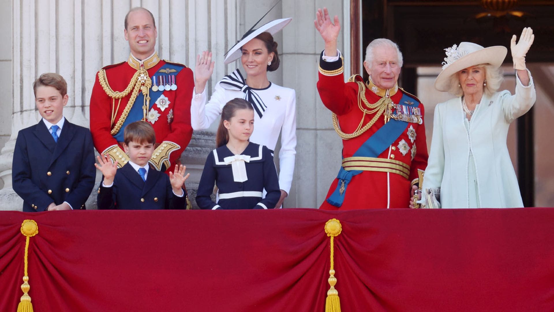Todas las imágenes de Kate Middleton en su primera aparición pública tras conocerse que tiene cáncer