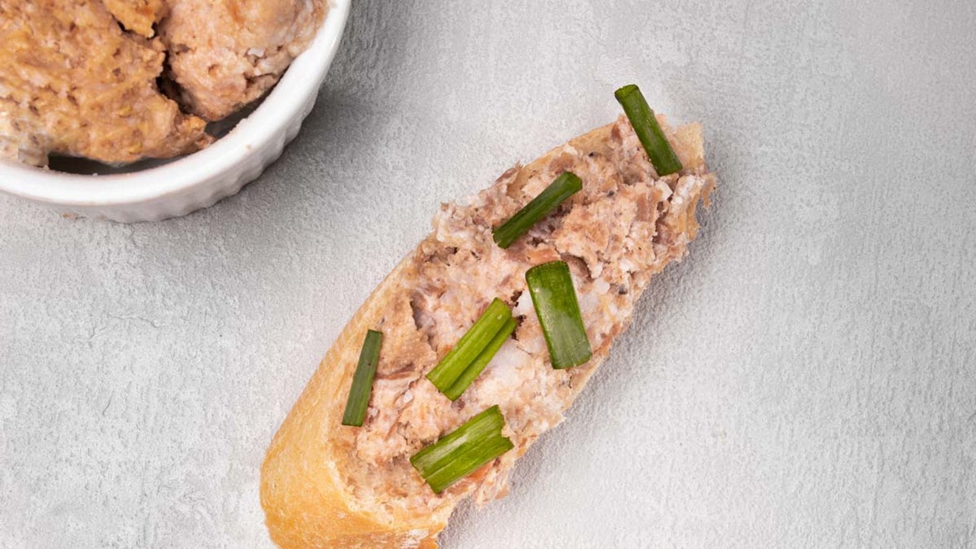 Paté de pollo con cebollino