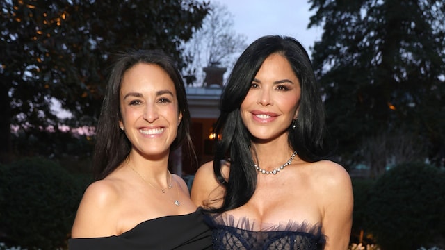 Lauren Sánchez con su hermana Elena