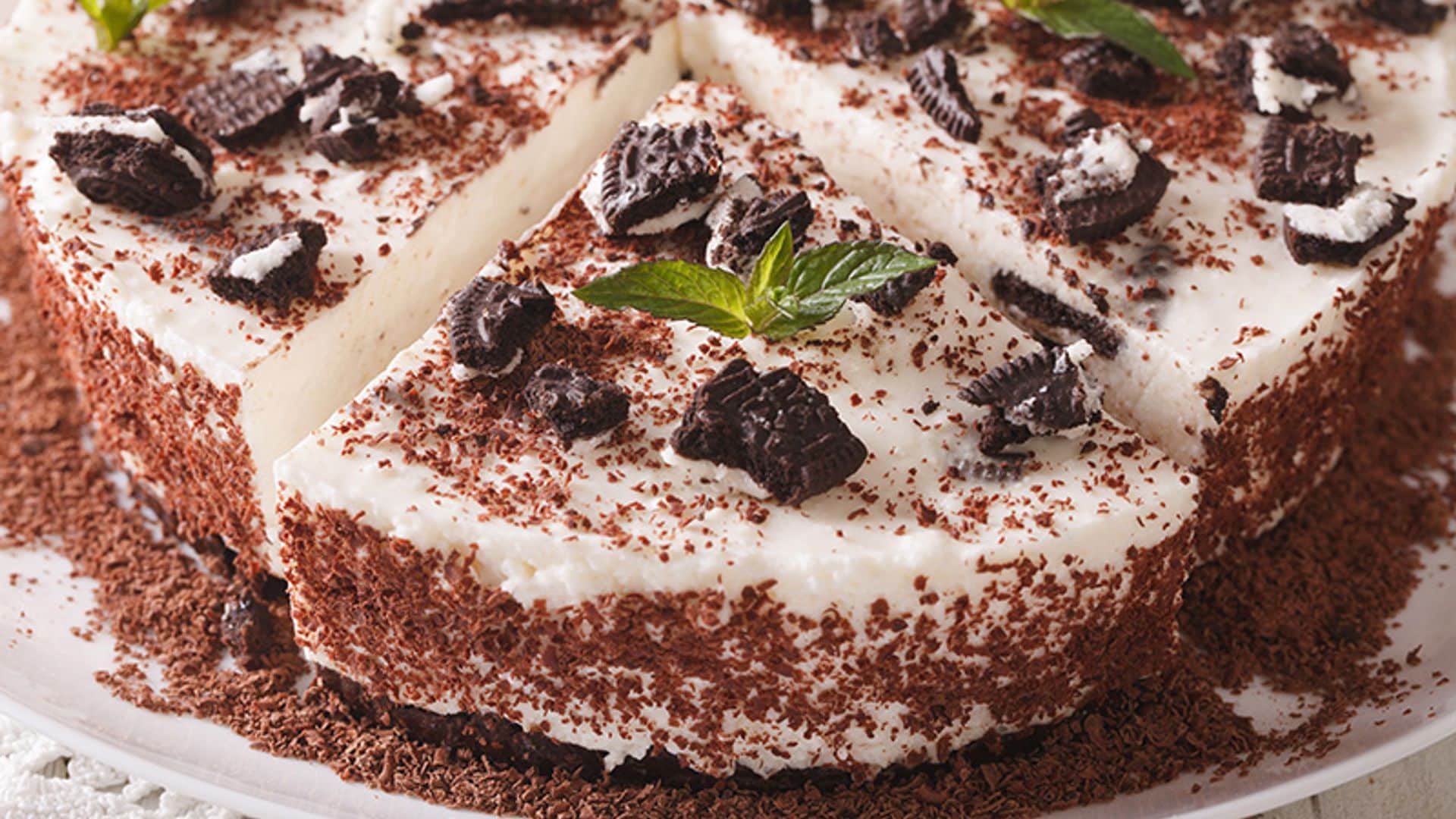 Bizcocho casero con galletas Oreo