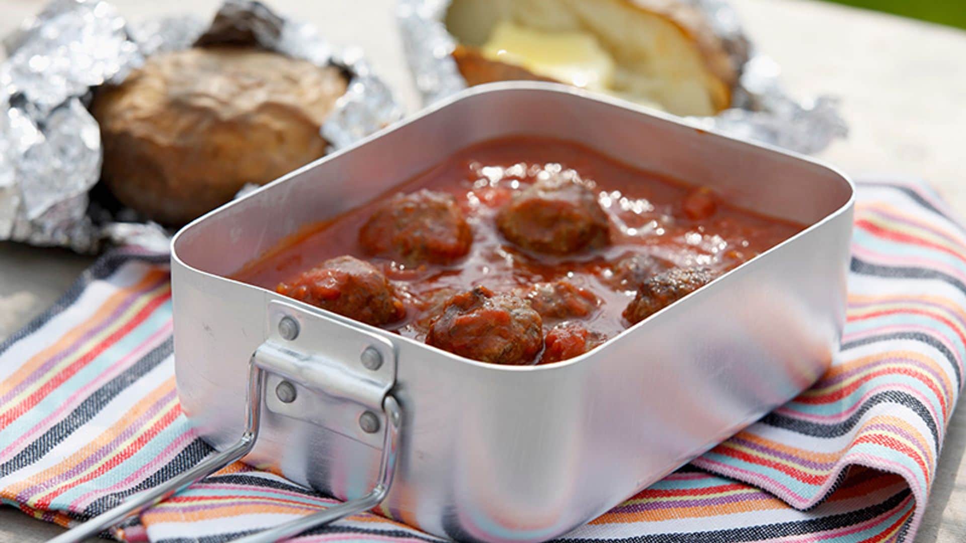 Albóndigas con verduras al curry