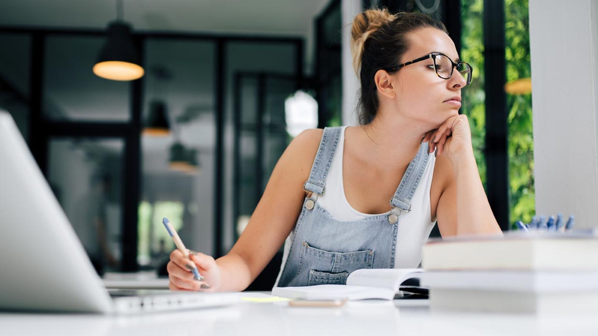 ¡No lo dejes todo para más tarde! Apunta estos consejos útiles para dejar de procrastinar