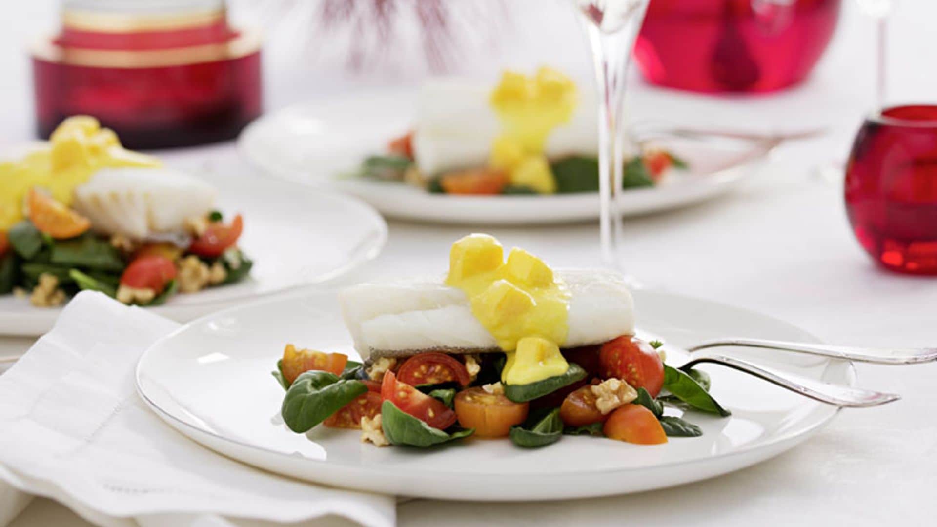 Bacalao con ensalada y vinagreta de mango