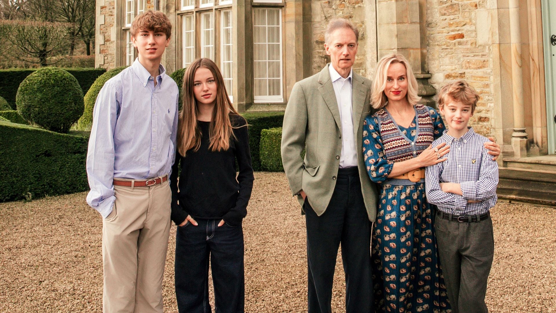Lord y Lady Reay nos reciben en Whittington Hall, su magnífica mansión del siglo XIX en Lancashire