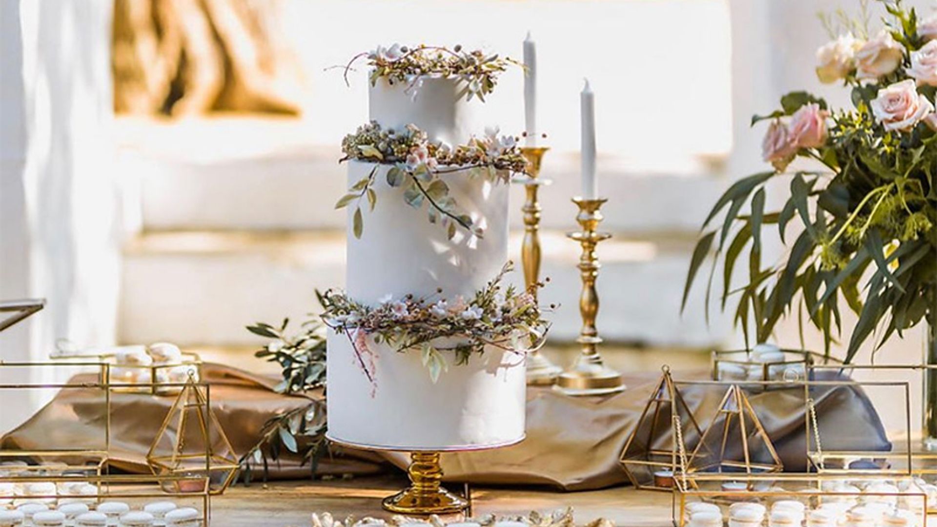 Las tartas nupciales más pedidas y otras curiosidades reveladas por los pasteleros