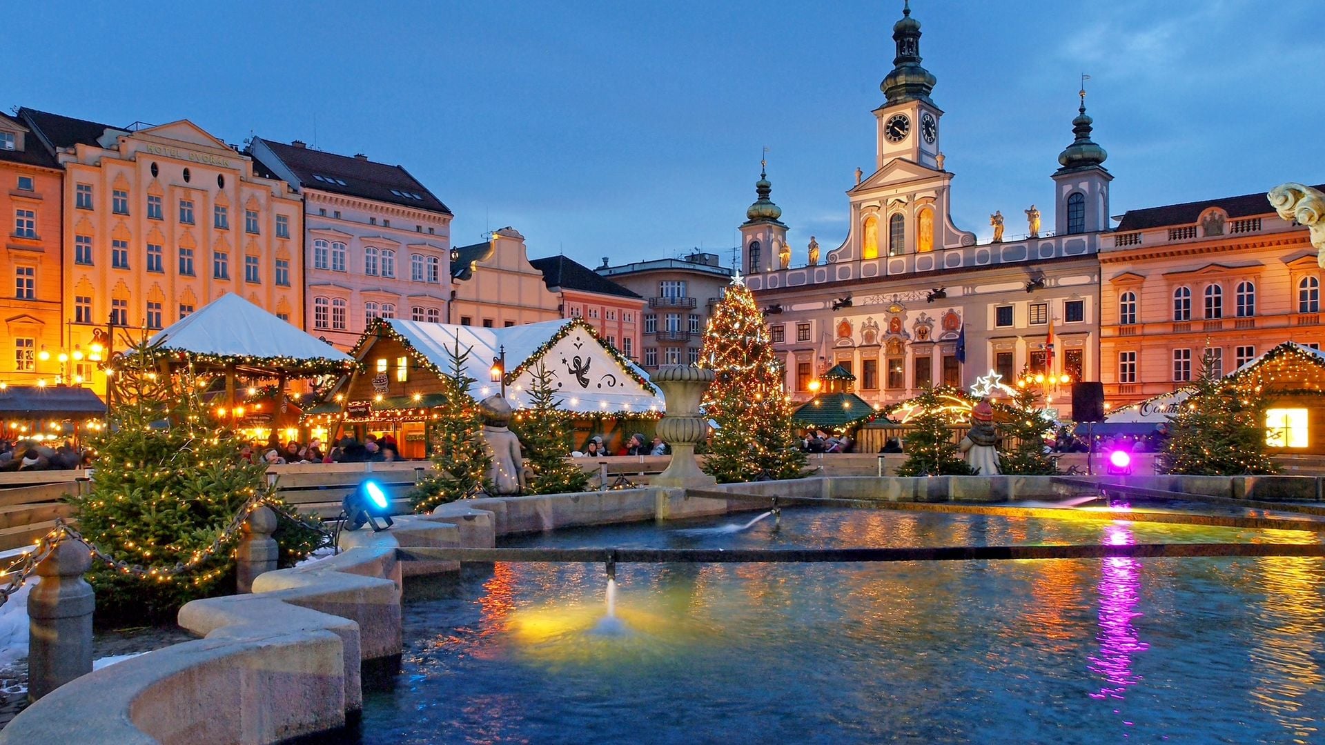 Plaza y Ayuntamiento de Ceské Budejovice