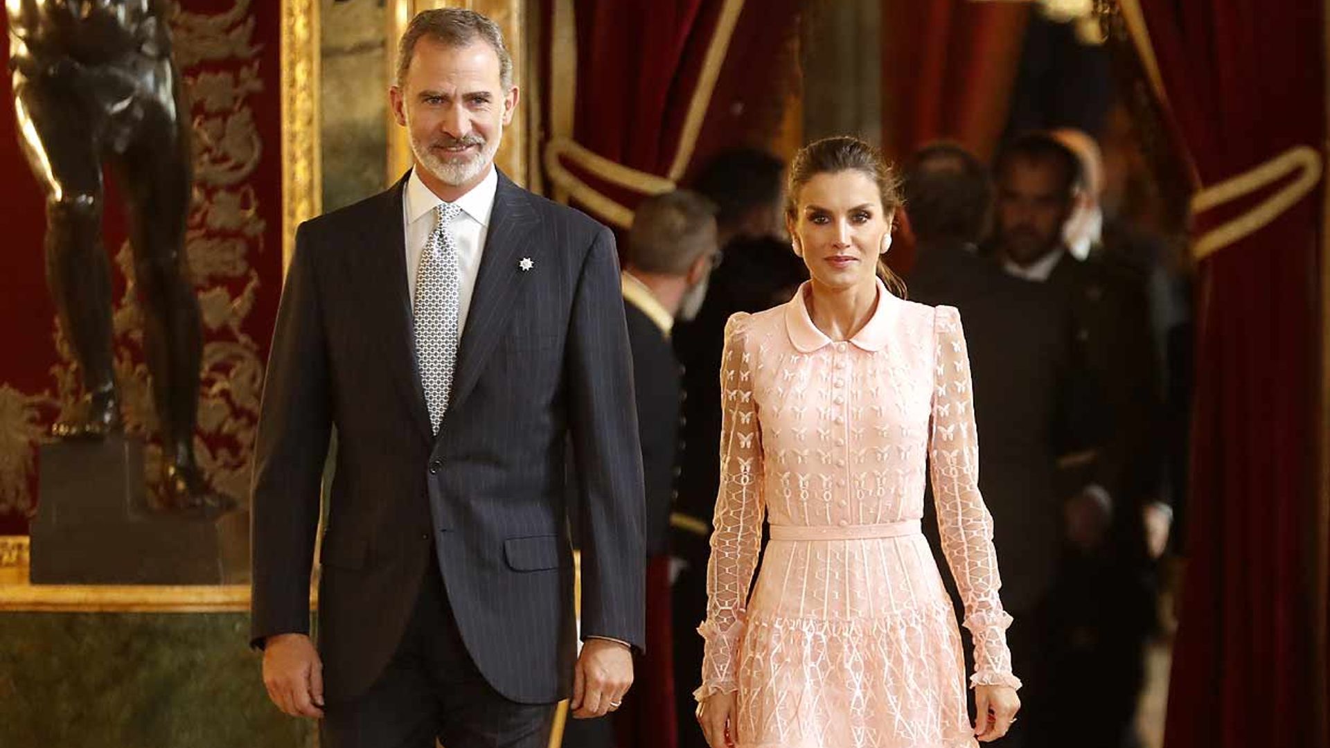 Personalidades de la política, la cultura y la vida social, en la recepción del Palacio Real