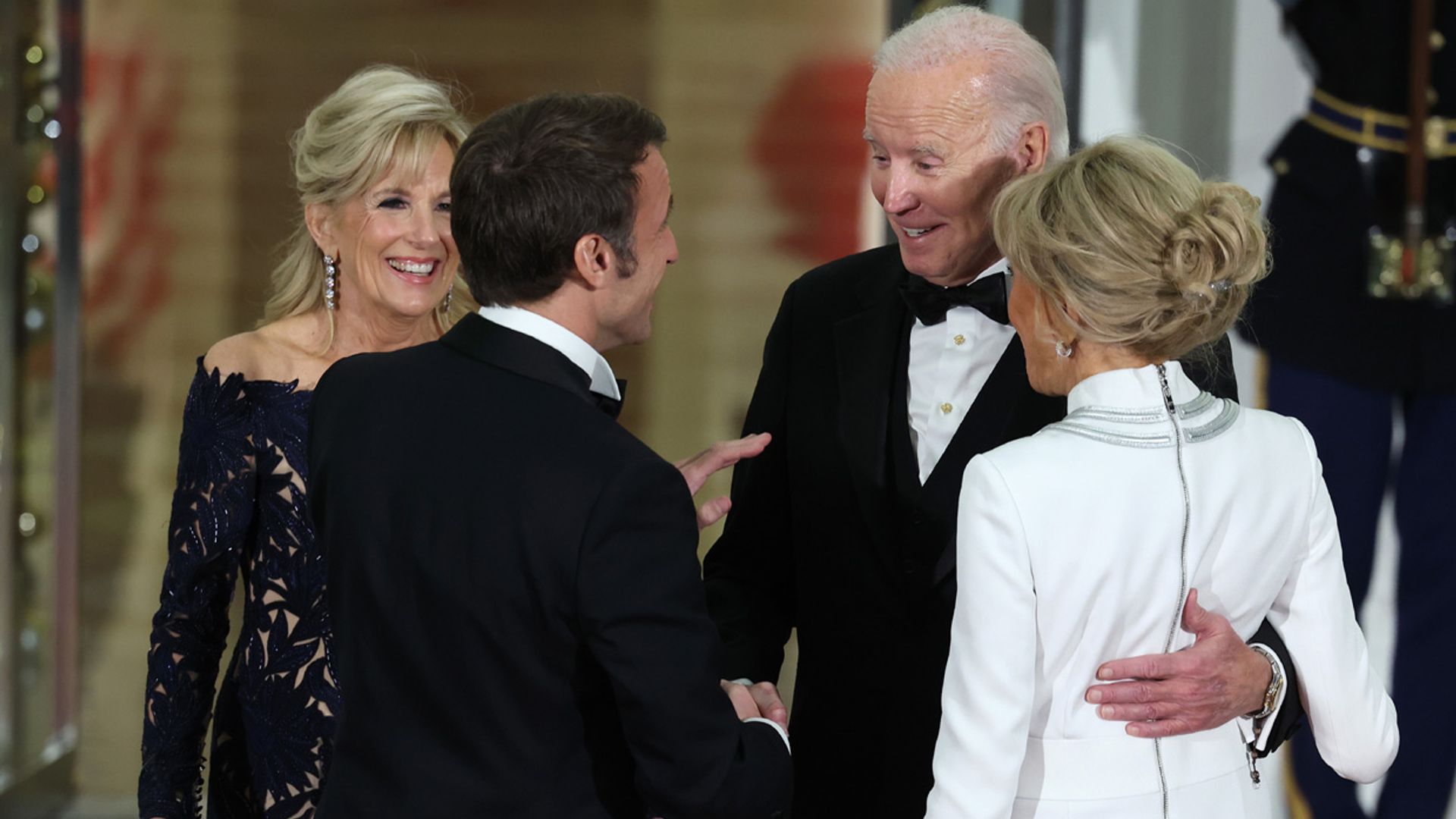 La complicidad con los Macron, el menú... los detalles de la primera cena de Estado de la era Biden
