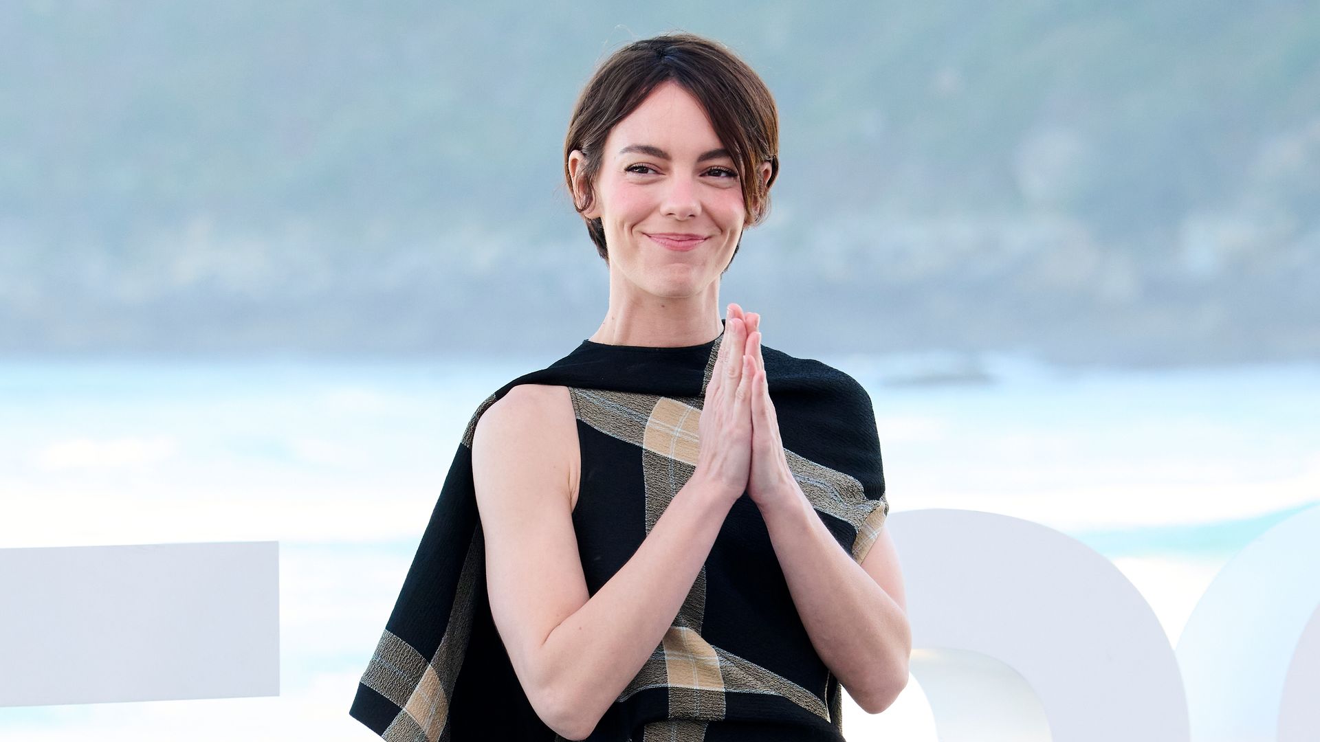 Victoria Luengo en el fotocall durante el Festival de Cine de San Sebastián