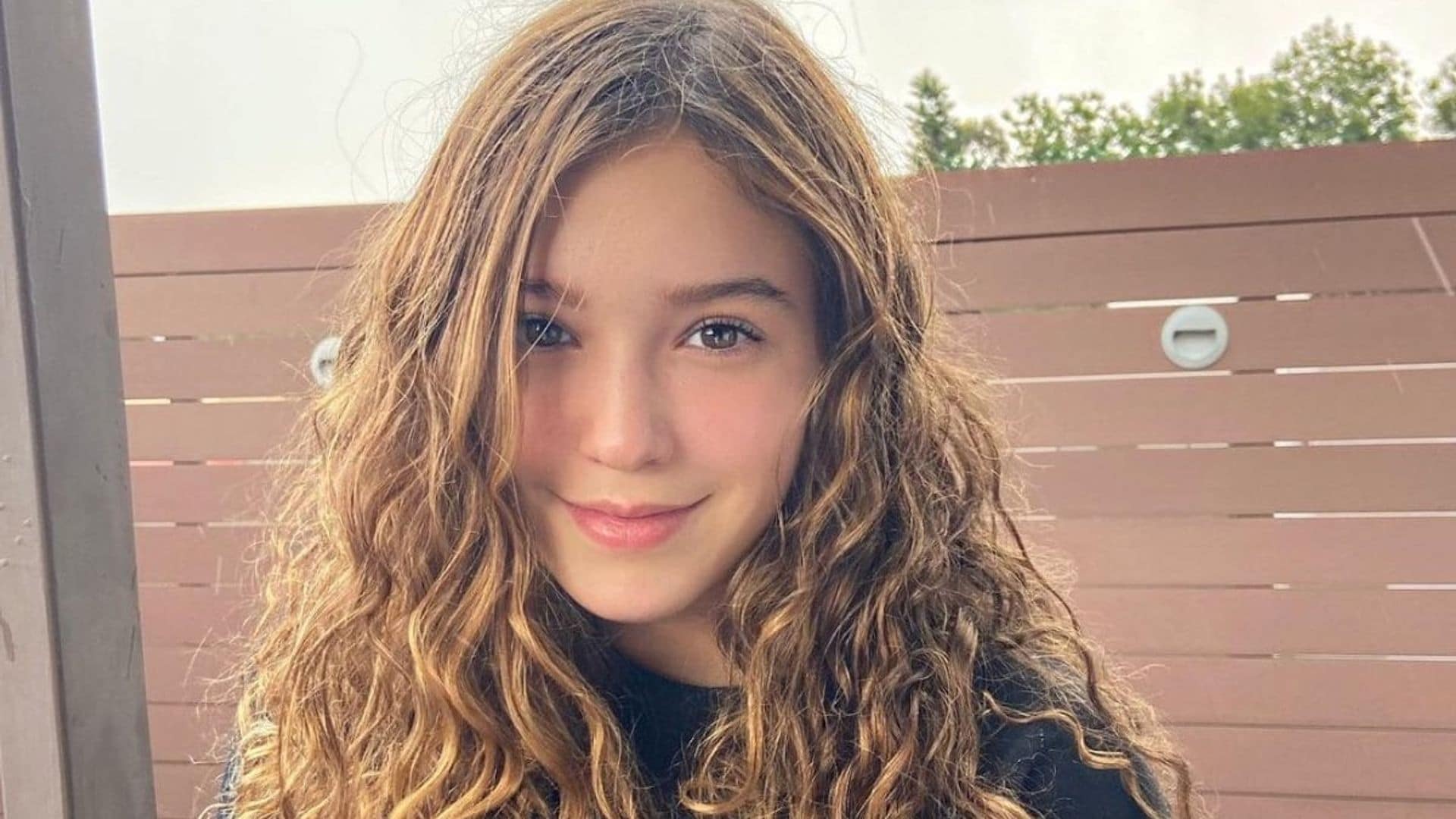 Mía Rubín se deja ver de lo más enamorada de su novio Tharik Othón