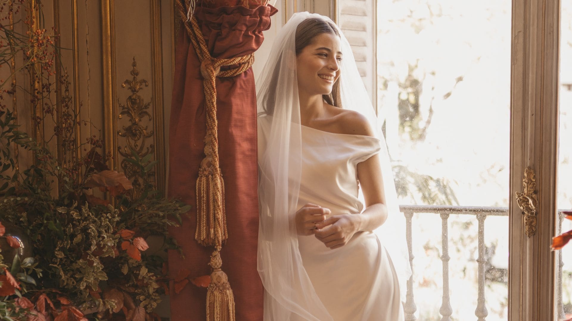 De los vestidos de novia convertibles más especiales a las joyas que nos hacen soñar: 5 flechazos de nuestra editora de novias