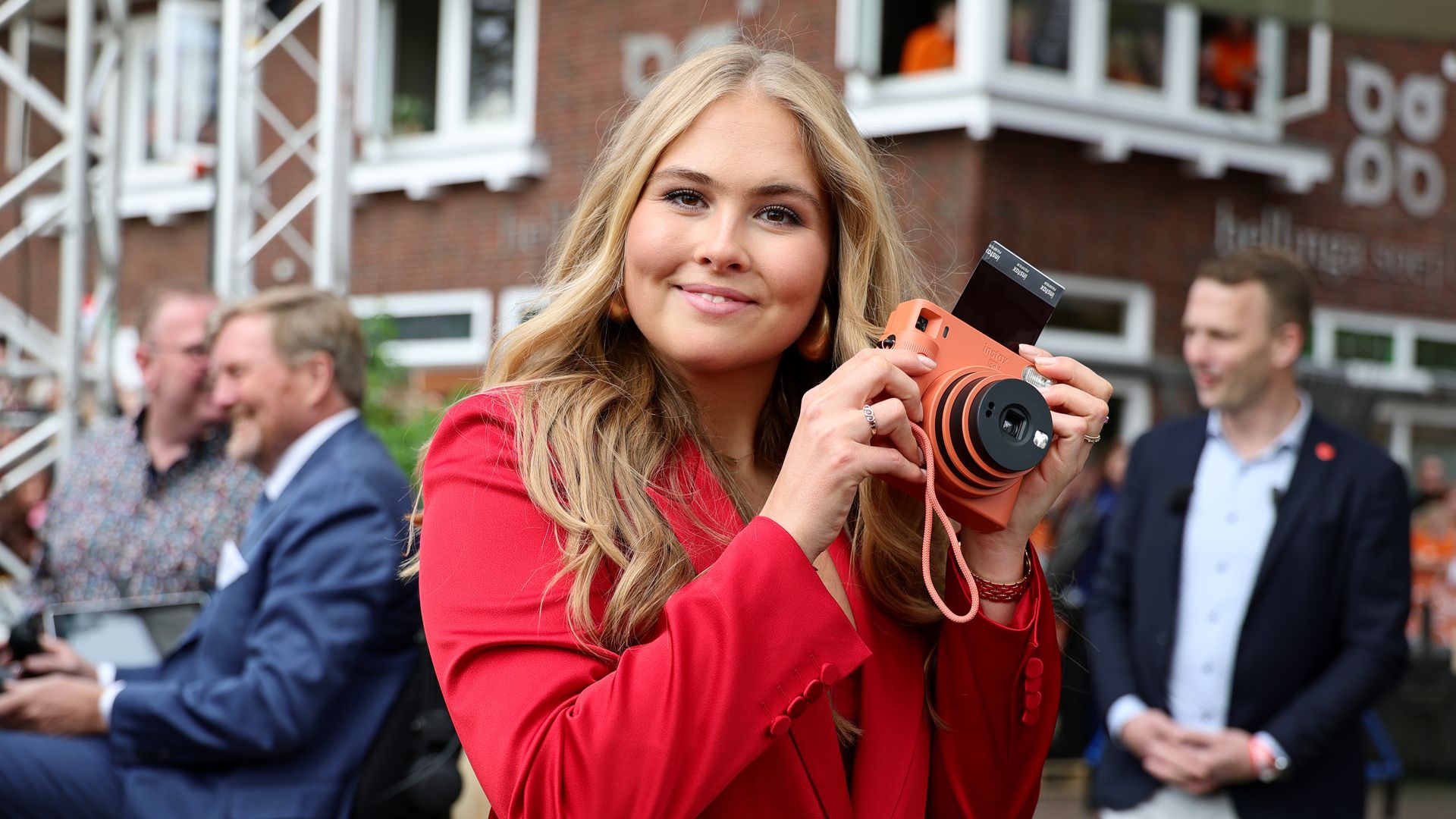 Del bolso pájaro de Máxima a sus looks coordinados: las princesas de Holanda se superan en el Día del Rey