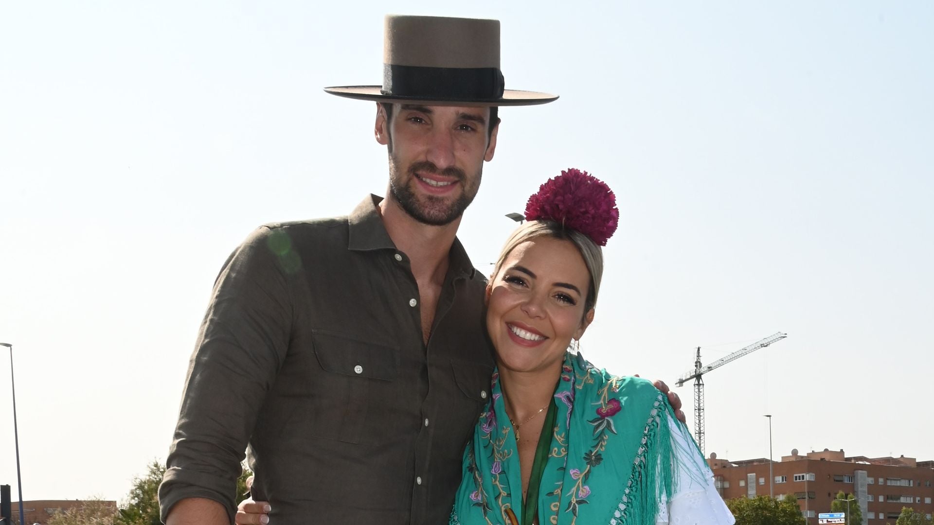 Sergio Rico, junto a Alba Silva, regresa al Rocío dos años después del fatídico accidente: 'Dando gracias a la Virgen'